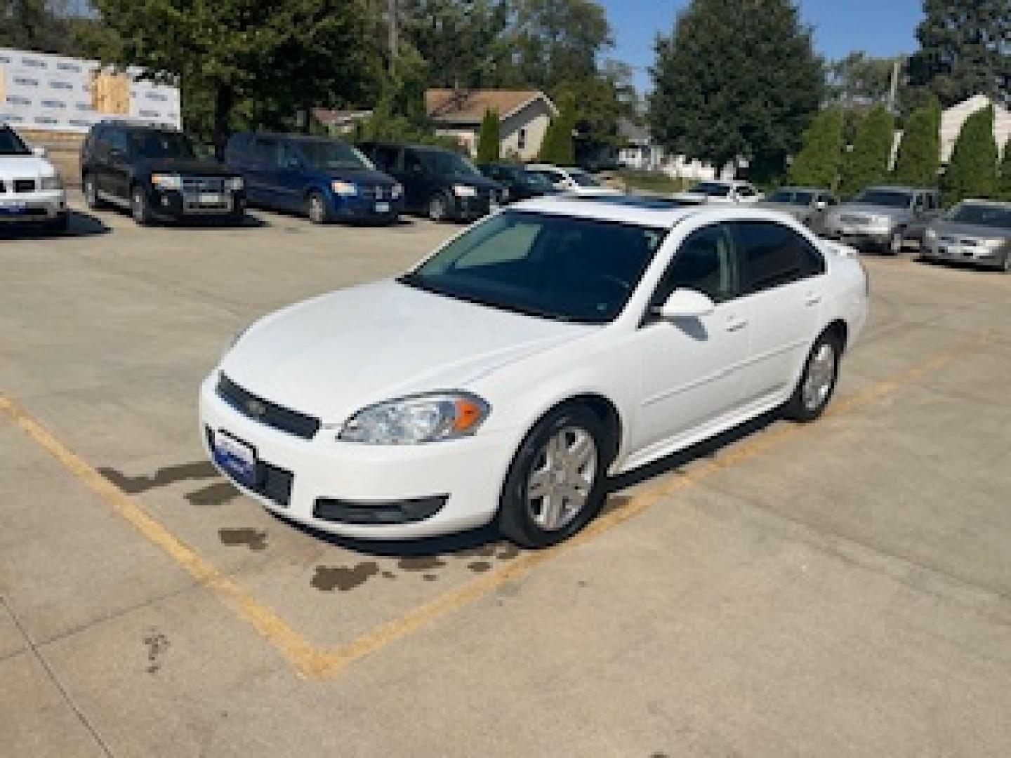 2011 Chevrolet Impala LT (2G1WG5EK8B1) with an 3.5L V6 OHV 16V FFV engine, 4-Speed Automatic transmission, located at 923 Army Post Rd., Des Moines, IA, 50315, (515) 287-7732, 41.526928, -93.627419 - Photo#0